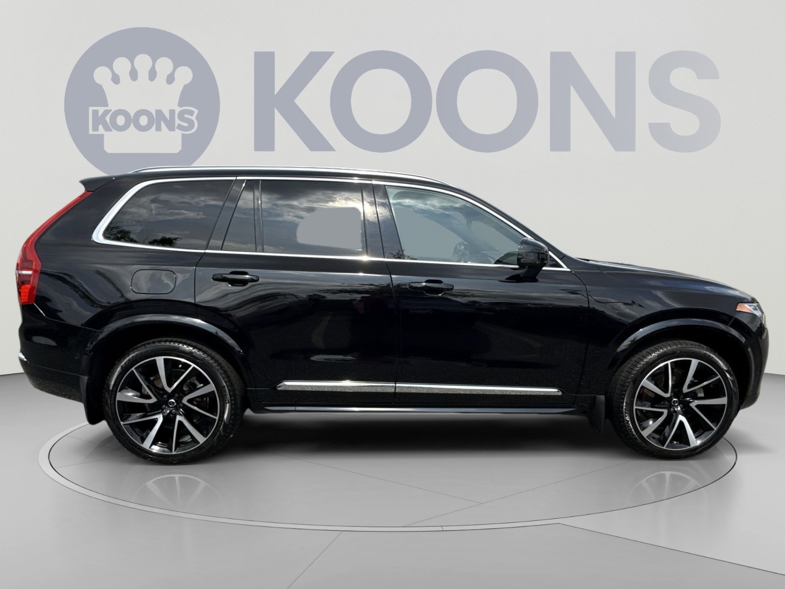 Certified 2024 Volvo XC90 B6 Ultimate w/ Protection Package Premier AWD/4WD image 8