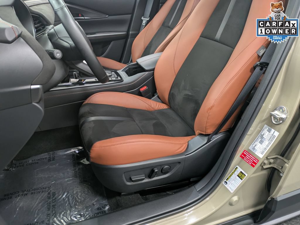 Certified 2025 MAZDA CX-30 Carbon AWD/4WD image 11
