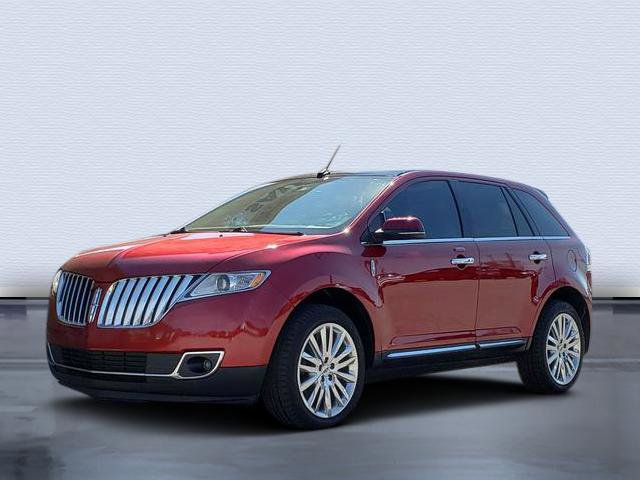 Used 2013 Lincoln MKX AWD image 1