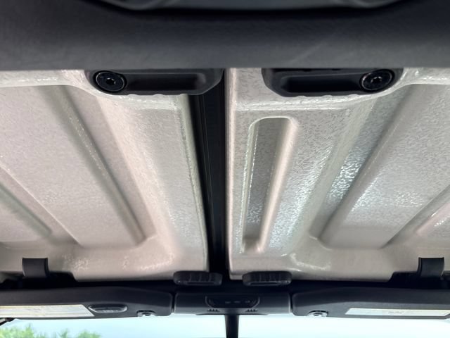 Used 2023 Jeep Wrangler Unlimited Rubicon 4xe AWD/4WD image 21