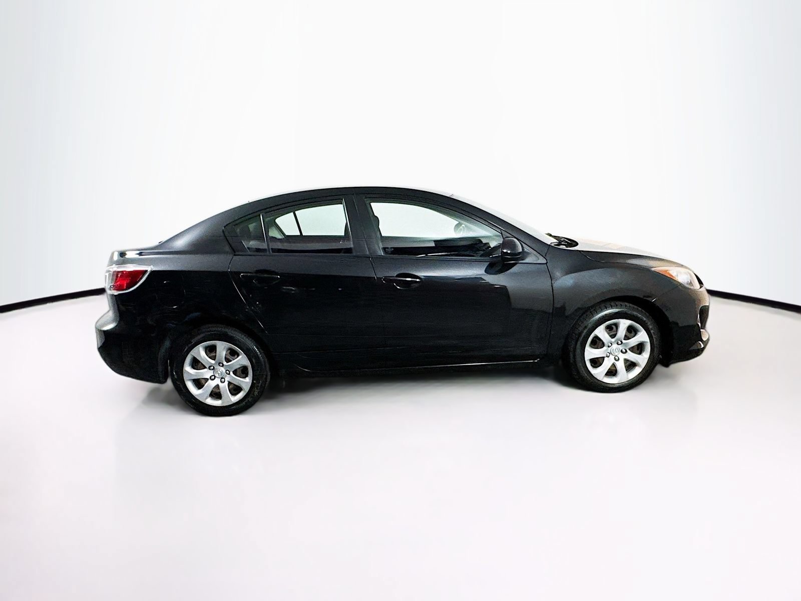 Used 2013 MAZDA MAZDA3 i Sport FWD image 8
