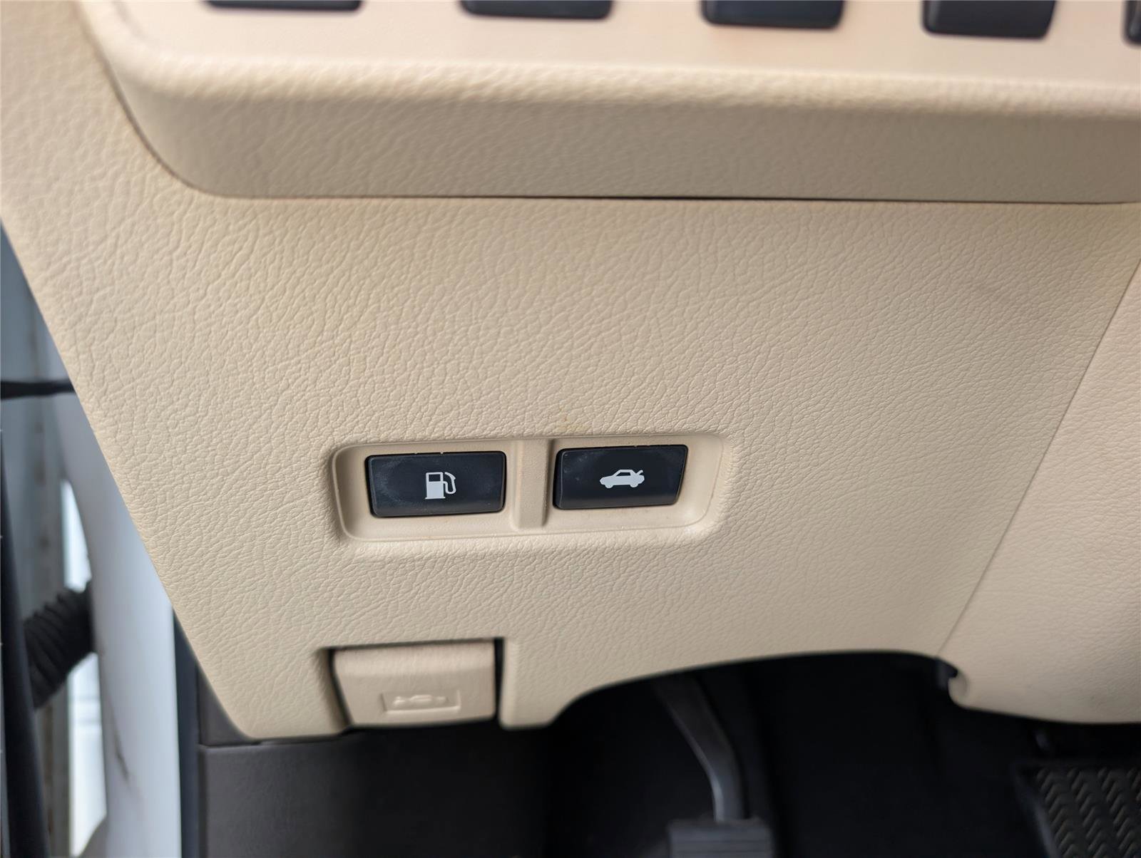 Used 2010 Lexus HS 250h FWD image 19