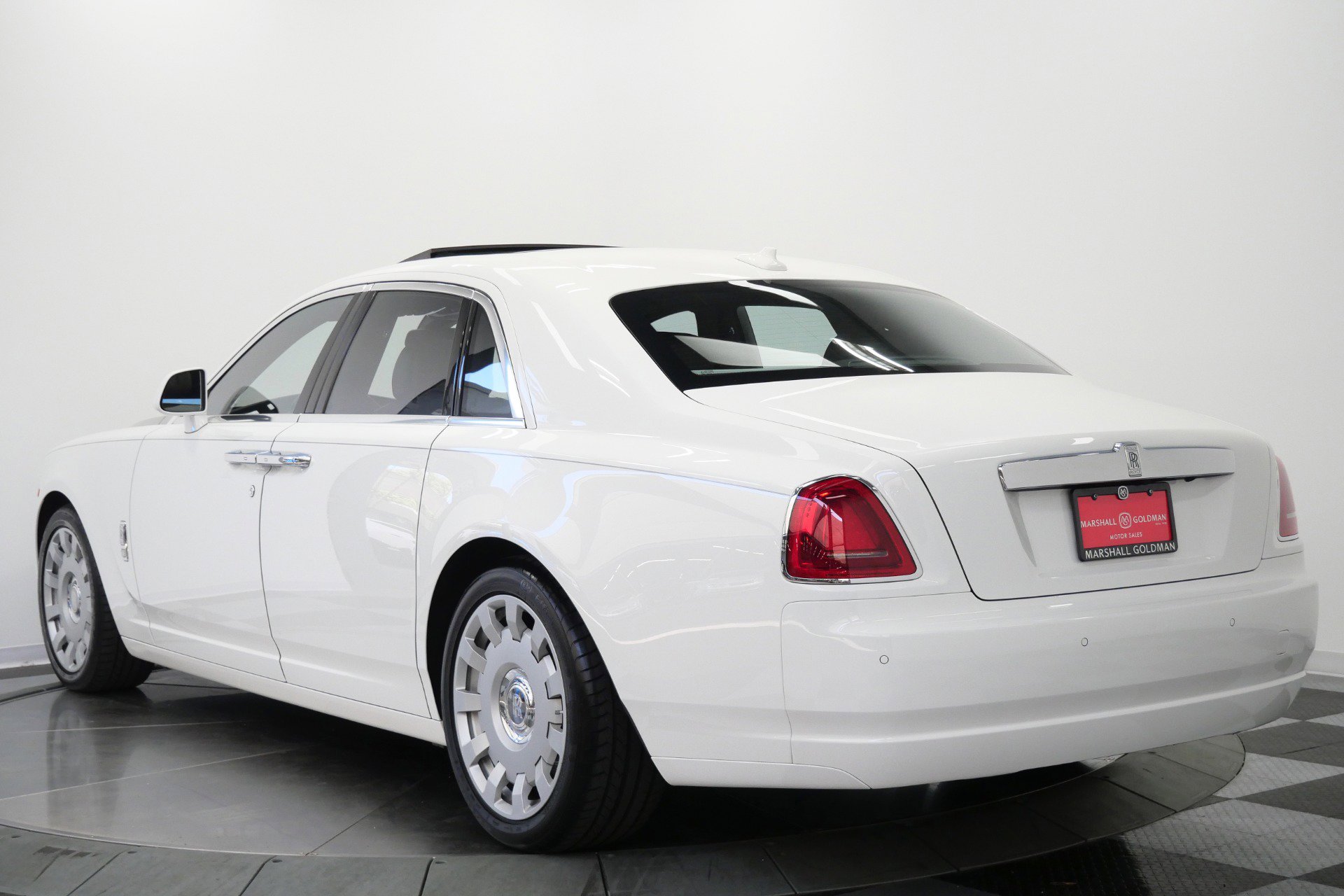 Used 2014 Rolls-Royce Ghost RWD image 7