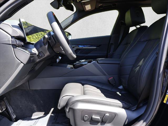 New 2026 BMW i5 AWD/4WD image 4