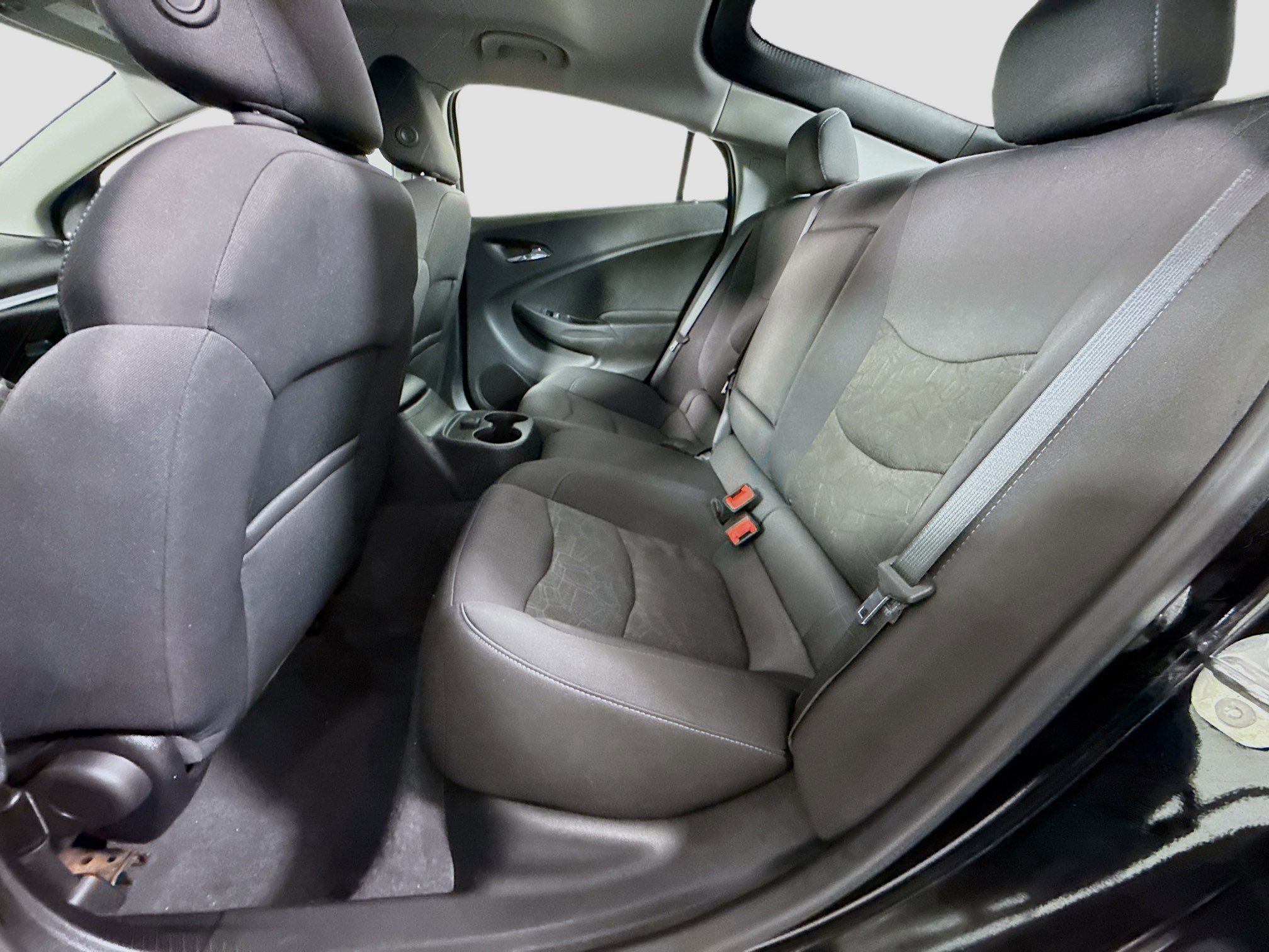 Used 2018 Chevrolet Volt LT image 25