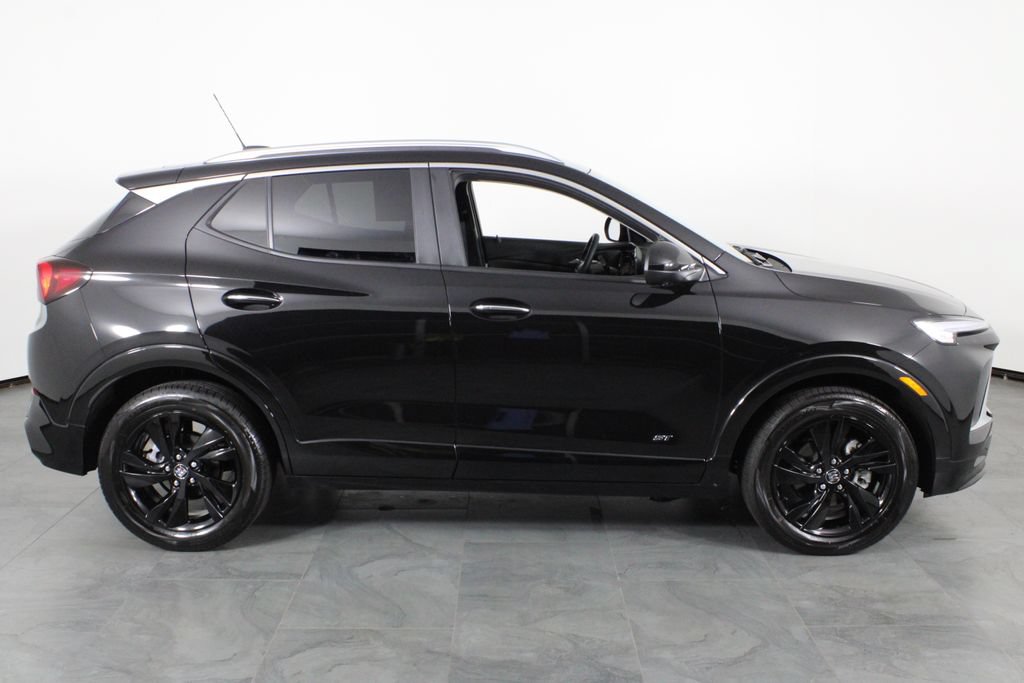 Used 2025 Buick Encore GX Sport Touring w/ Advanced Technology Package FWD image 10