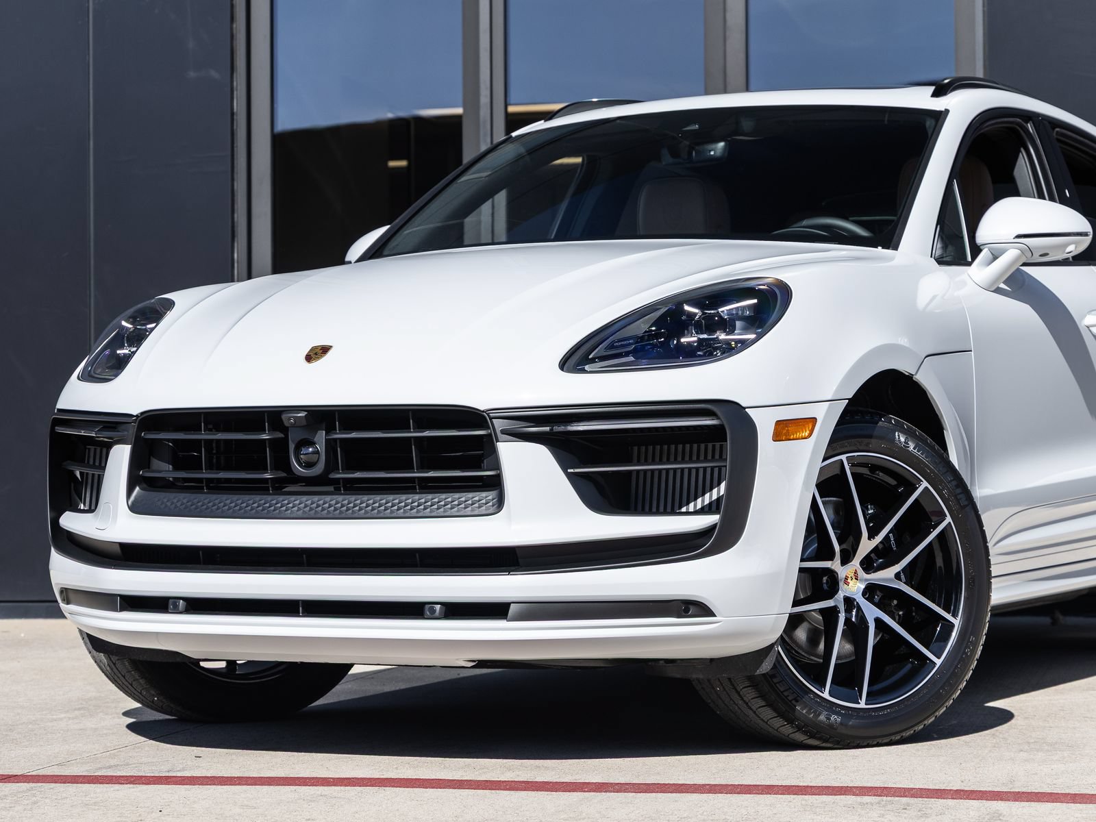Certified 2026 Porsche Macan S AWD/4WD image 7