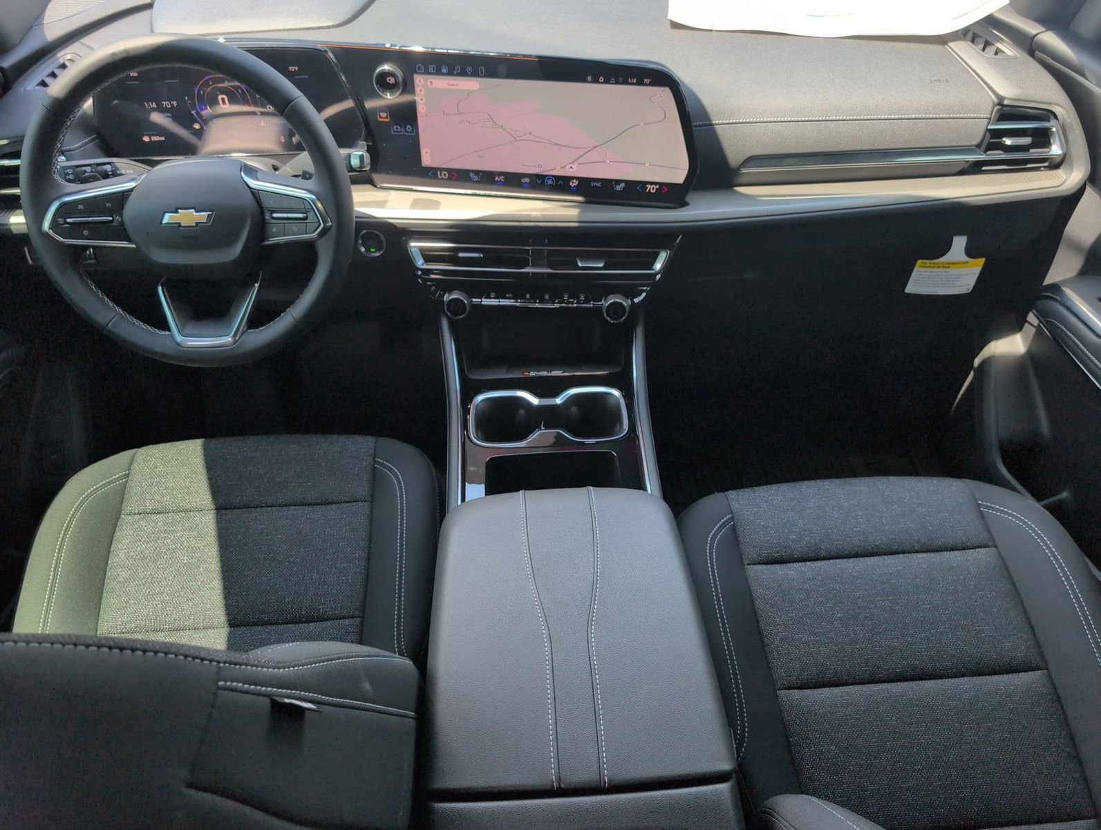 New 2026 Chevrolet Traverse LT w/ Sun and Wheel Package FWD image 29