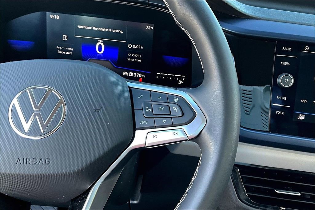 Certified 2023 Volkswagen Taos SE w/ Panoramic Sunroof Package image 25