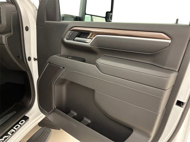 Used 2026 Chevrolet Silverado 2500 LT w/ All Star Edition image 14