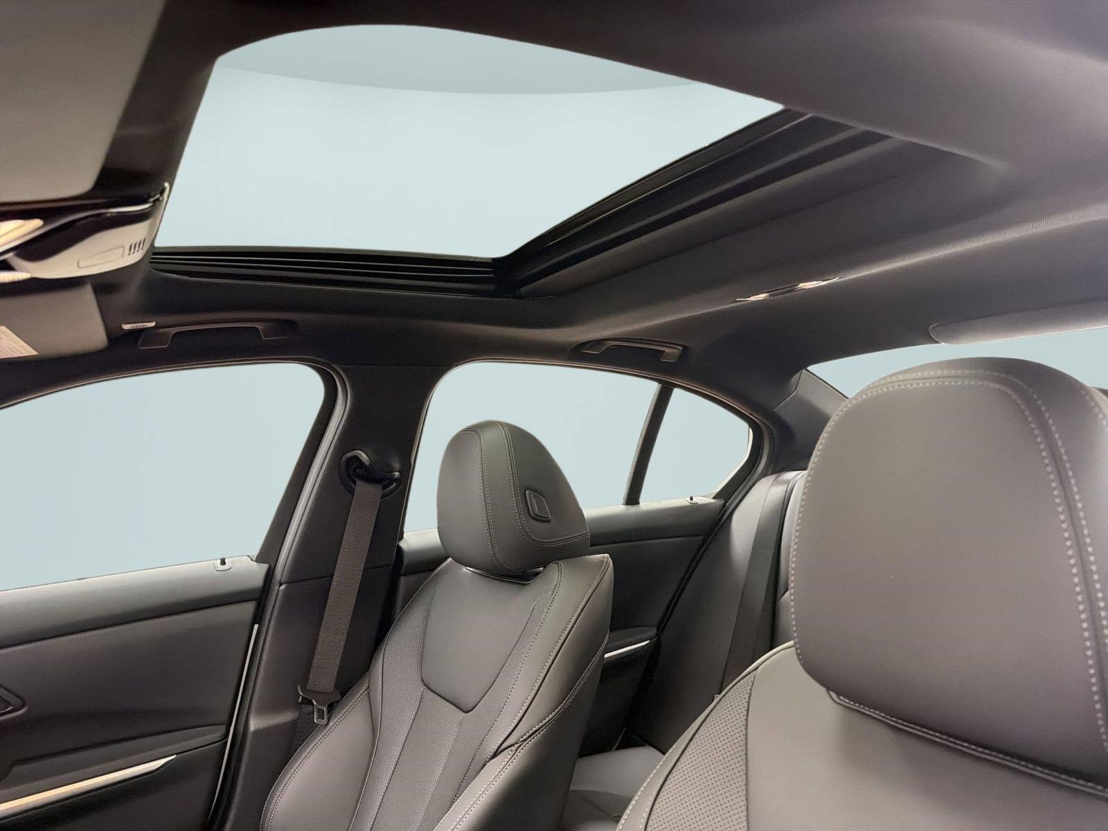 New 2026 BMW 330i xDrive Sedan w/ M Sport Package image 14