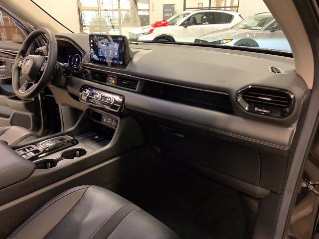 Used 2025 Honda Pilot EX-L image 34