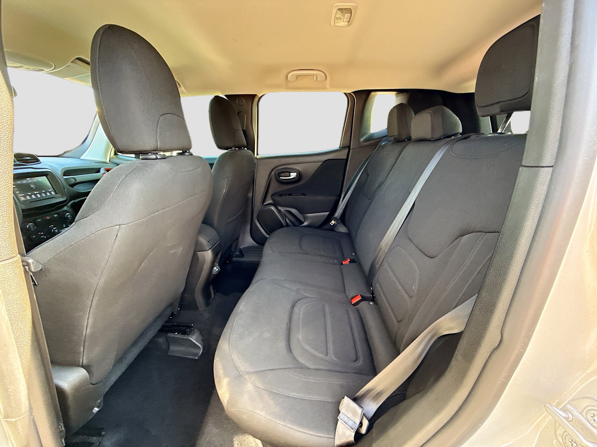 Used 2020 Jeep Renegade Latitude image 19