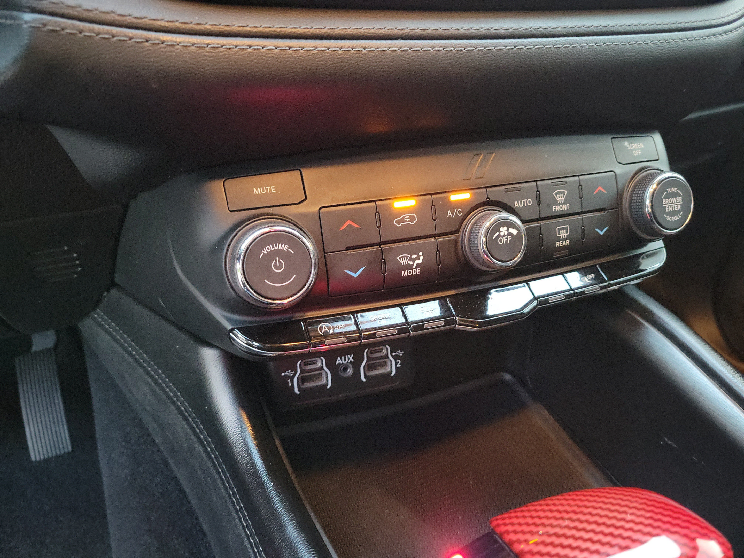 Used 2021 Dodge Durango SXT RWD image 21
