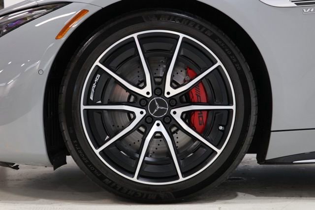 Used 2023 Mercedes-Benz SL 55 AMG 4MATIC image 12