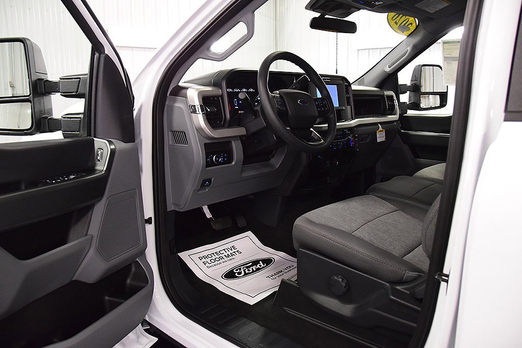 New 2026 Ford F350 XL image 15