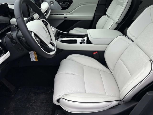 New 2026 Lincoln Aviator Black Label w/ Black Label Special Edition image 23