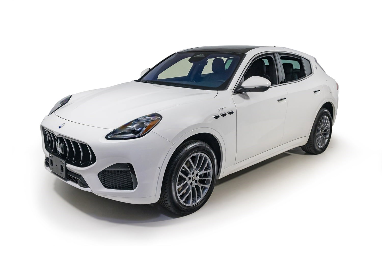 Used 2024 Maserati Grecale GT AWD/4WD image 2