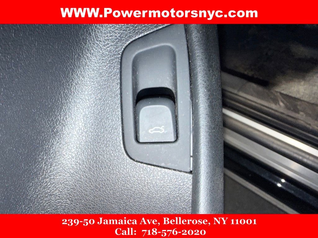 Used 2018 Audi Q3 2.0T Premium Plus w/ Premium Plus Package image 40