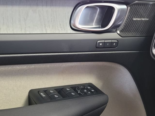 New 2026 Volvo XC40 B5 Ultra AWD/4WD image 24