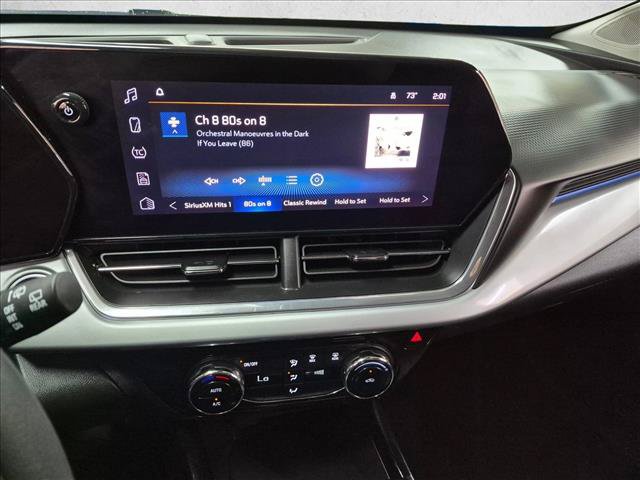 Used 2025 Chevrolet Trax LT FWD image 19
