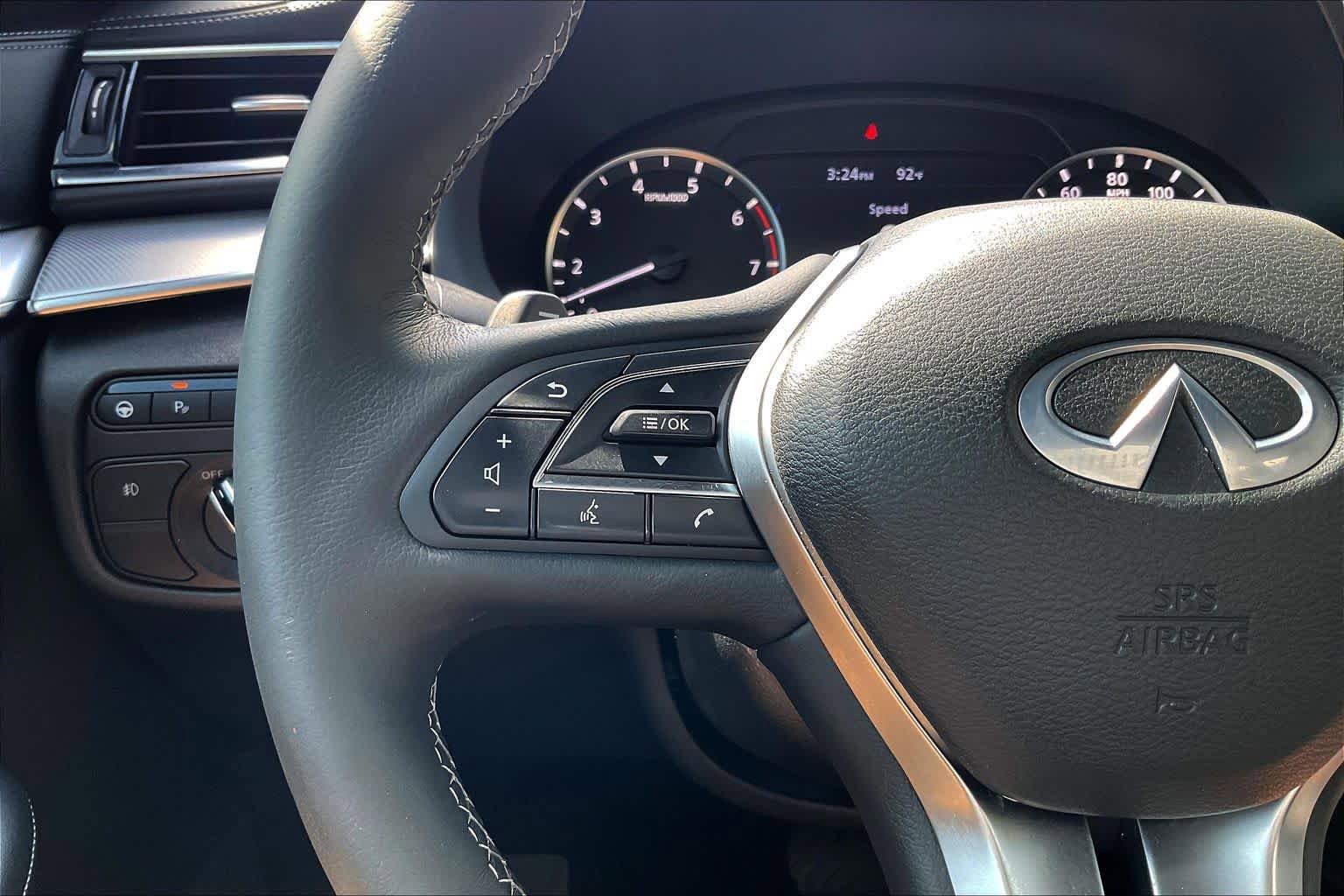Used 2021 INFINITI QX50 Luxe w/ Appearance Package FWD image 30