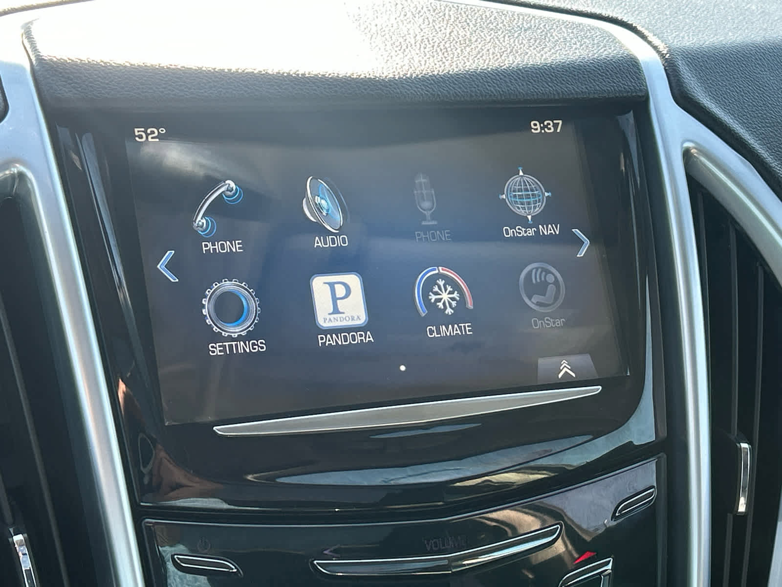 Used 2014 Cadillac SRX Luxury image 31