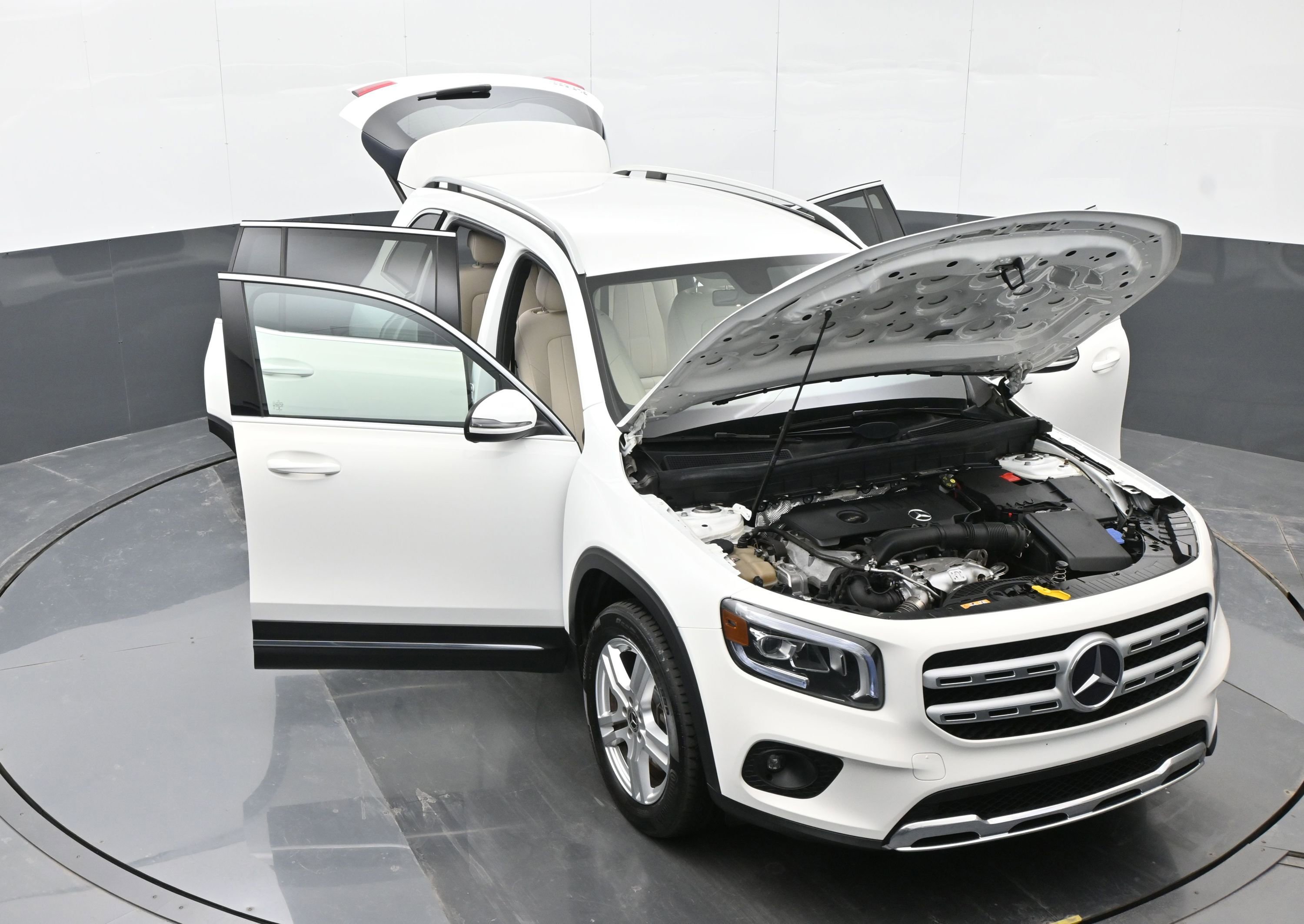 Used 2020 Mercedes-Benz GLB 250 image 43