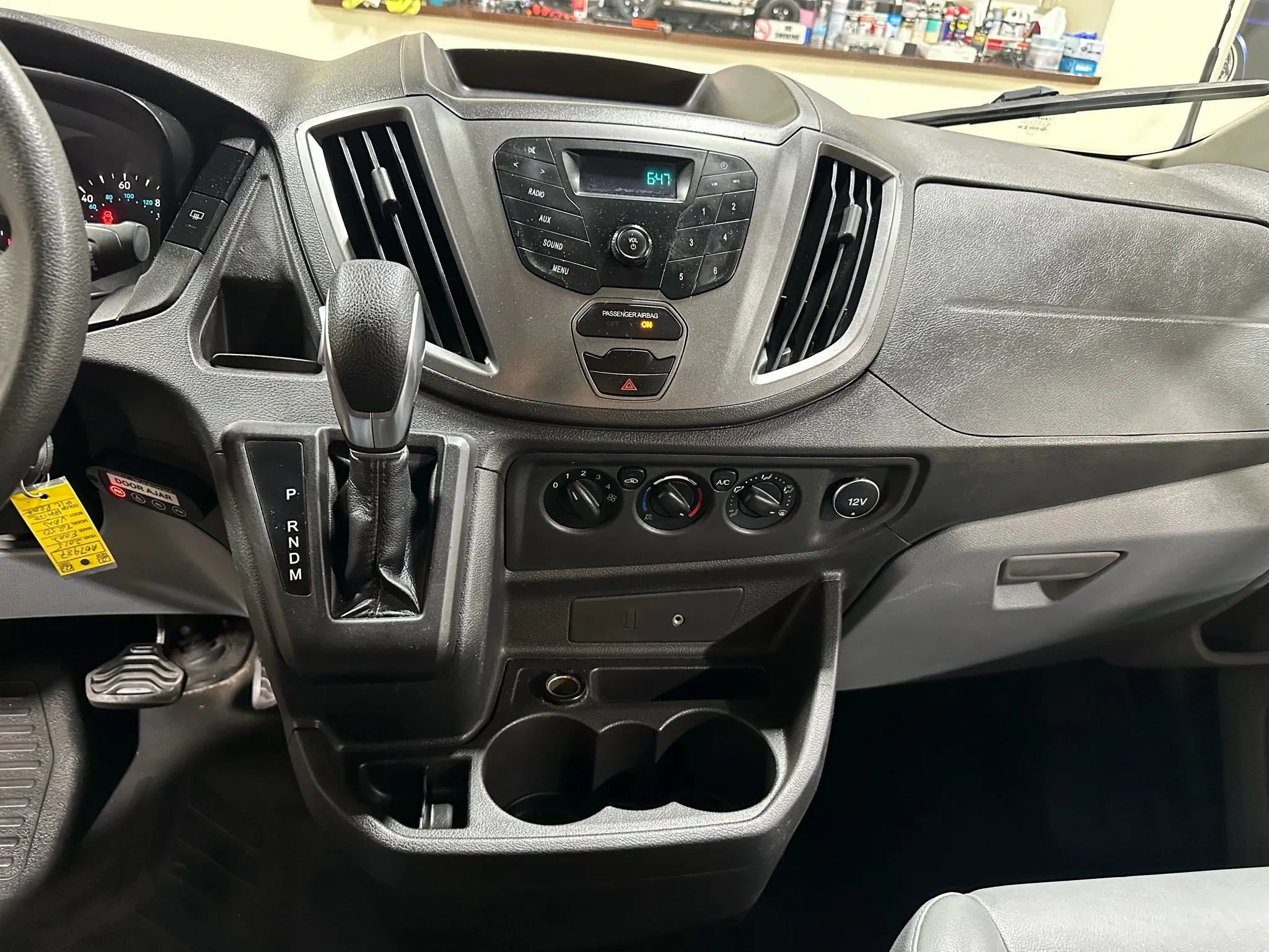Used 2015 Ford Transit 250 148 Medium Roof RWD image 38