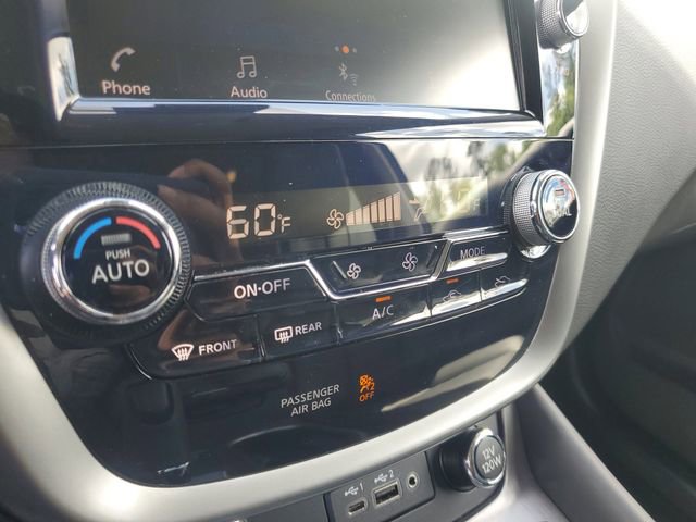 Certified 2024 Nissan Murano SV w/ SV Midnight Edition Package image 27