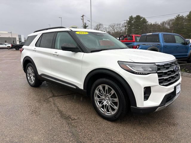 Used 2025 Ford Explorer Active w/ Active Comfort Package