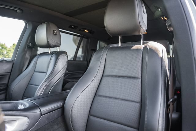 Used 2022 Mercedes-Benz GLS 450 4MATIC image 40