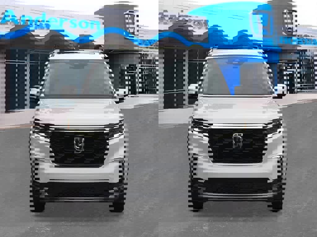 New 2025 Honda Pilot Touring image 8