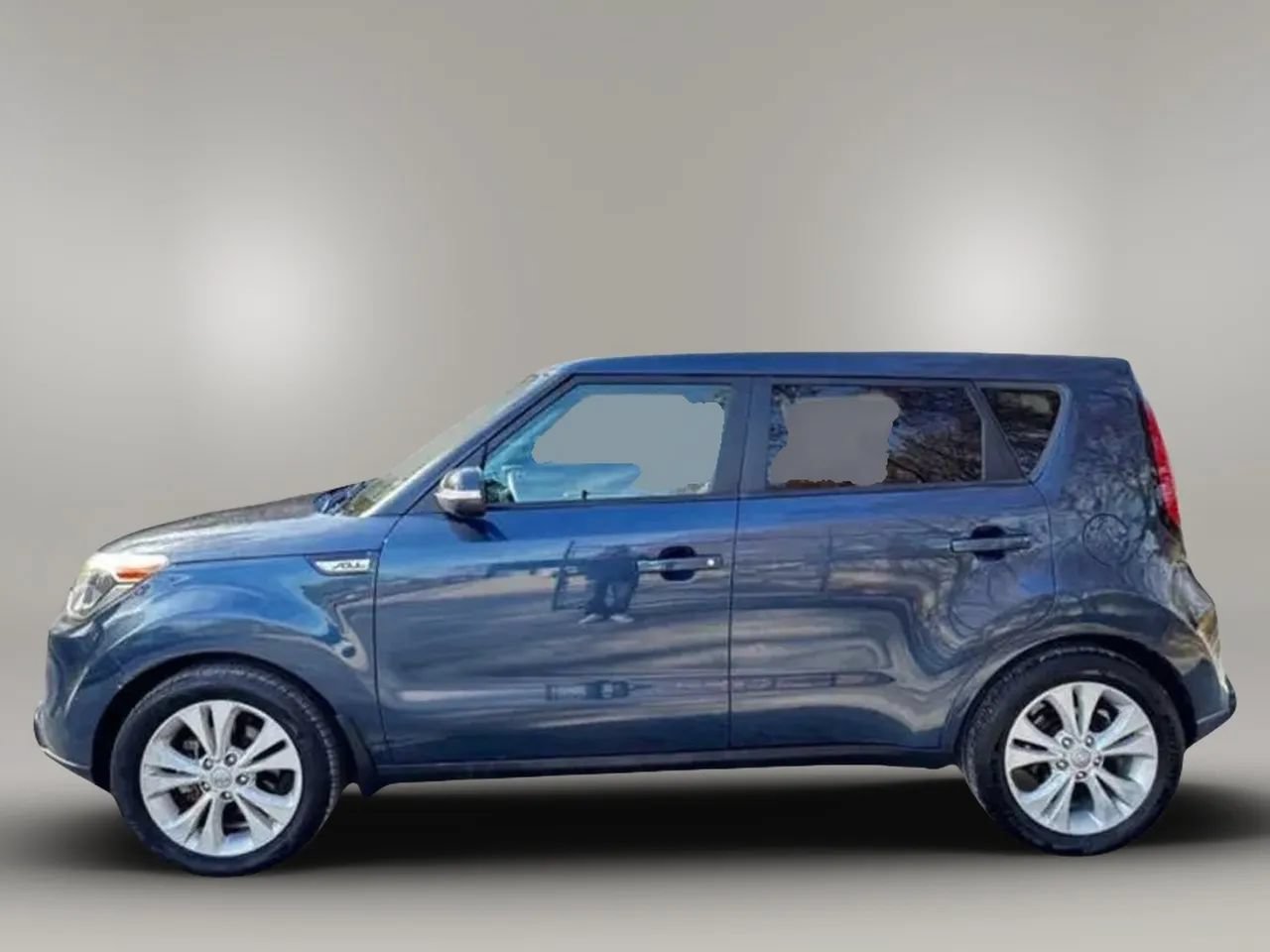 Used 2016 Kia Soul ! FWD image 3