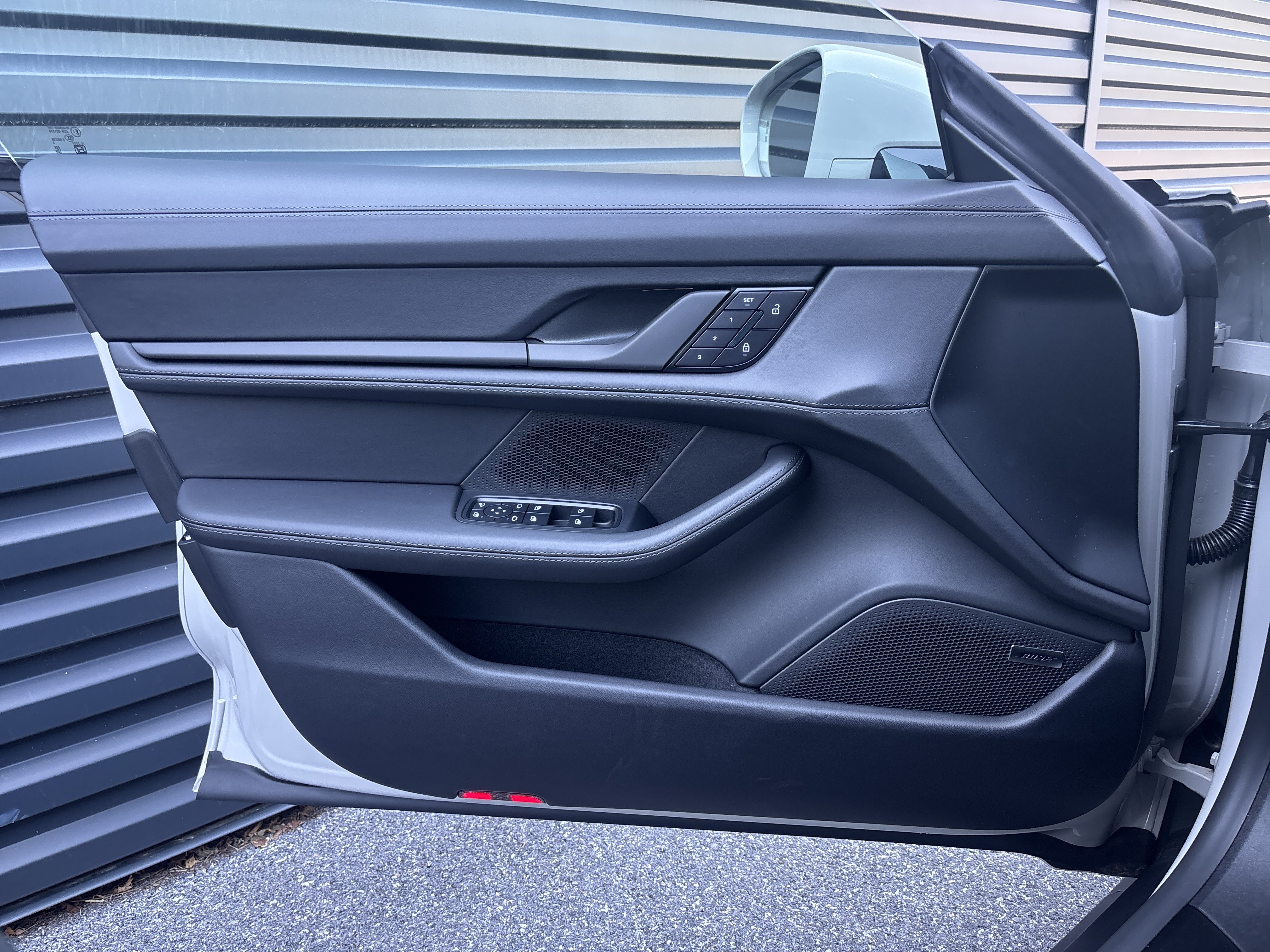 New 2026 Porsche Taycan GTS AWD/4WD image 18