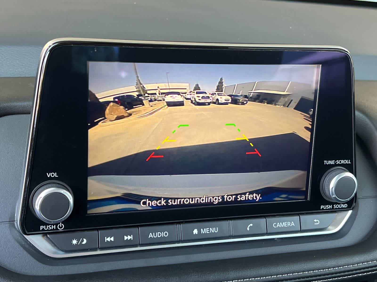 Used 2024 Nissan Rogue S FWD image 20