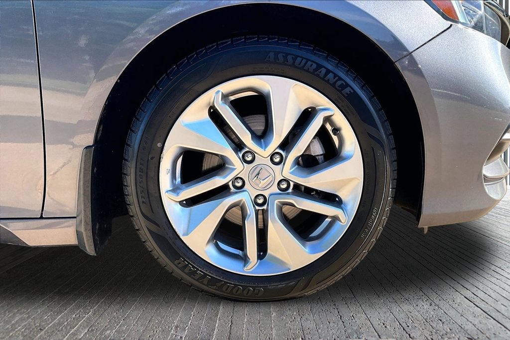 Used 2018 Honda Accord LX image 9