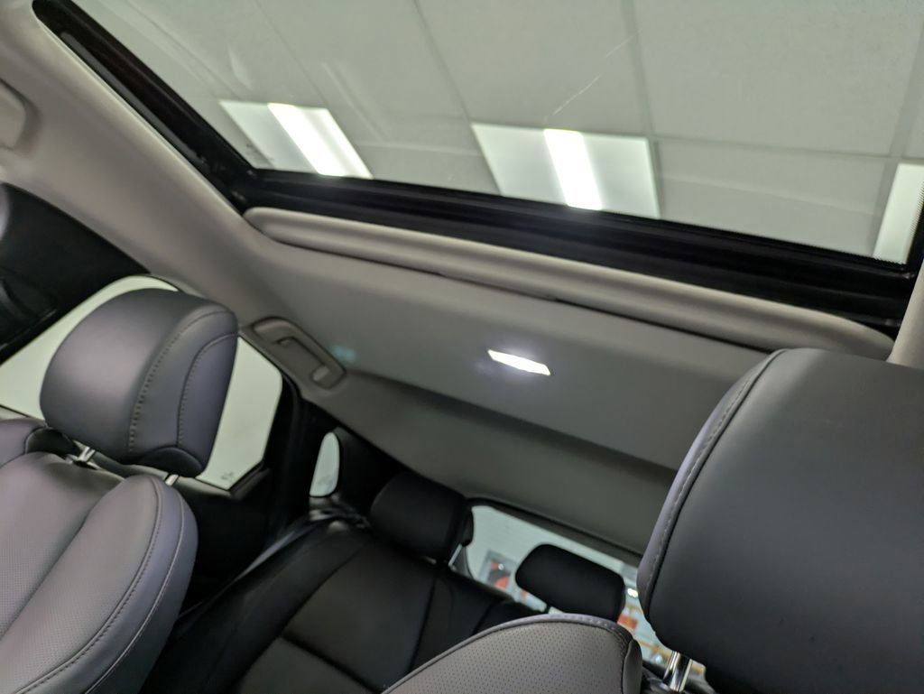 Used 2025 MAZDA CX-30 AWD 2.5 S w/ Premium Package image 22