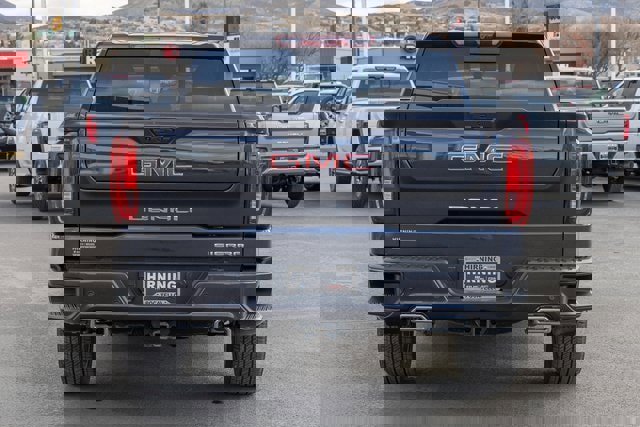 Used 2024 GMC Sierra 1500 Denali w/ Denali Reserve Package image 4