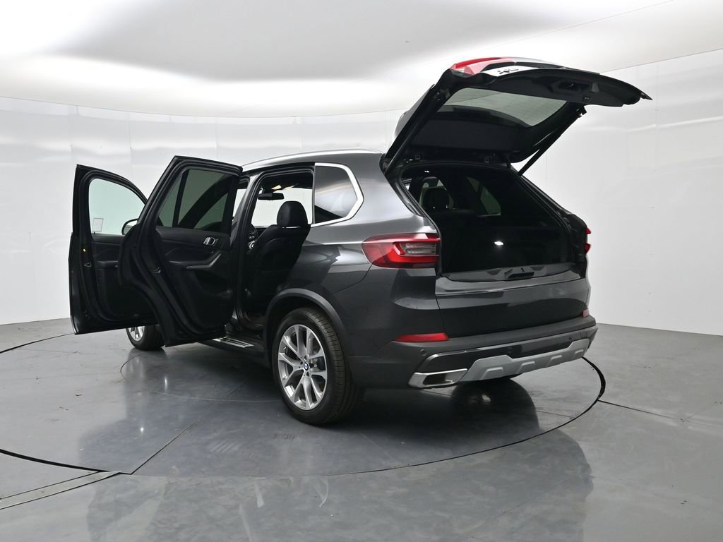 Used 2023 BMW X5 xDrive40i AWD/4WD image 36