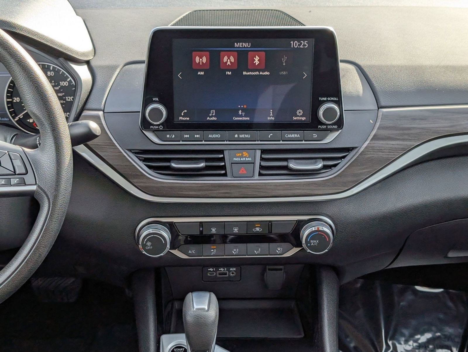 Used 2024 Nissan Altima 2.5 SV image 27