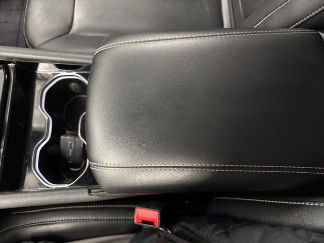 Used 2023 Jeep Grand Cherokee Limited image 46