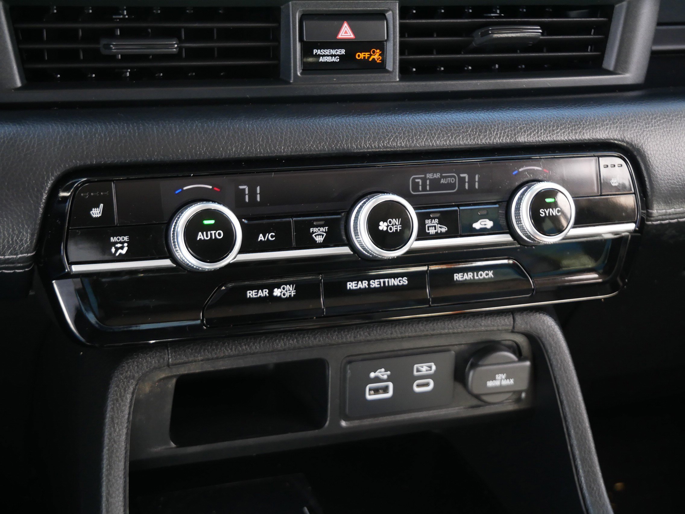 Certified 2023 Honda Pilot Touring image 23