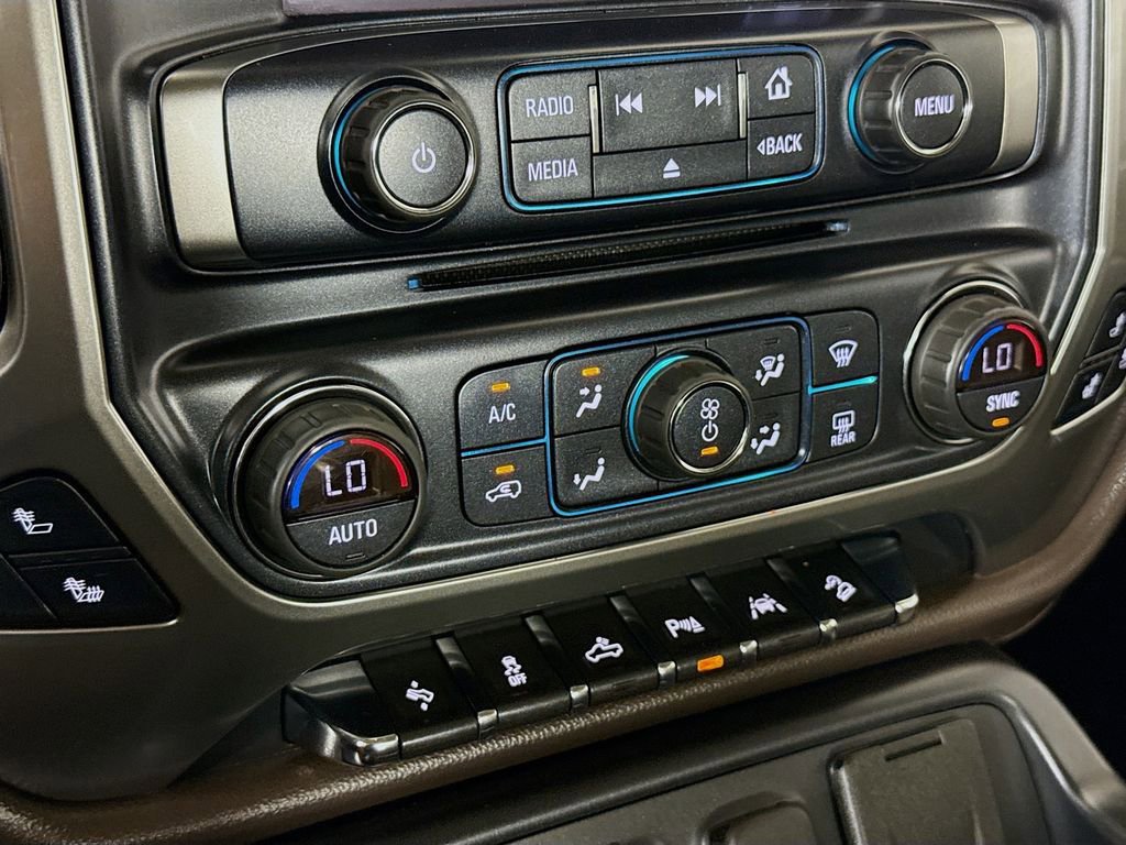 Used 2017 Chevrolet Silverado 1500 LTZ Z71 w/ LTZ Plus Package image 18