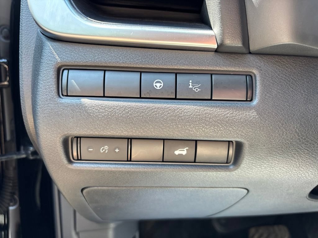 Certified 2023 Nissan Rogue Platinum w/ Platinum Premium Package AWD/4WD image 10