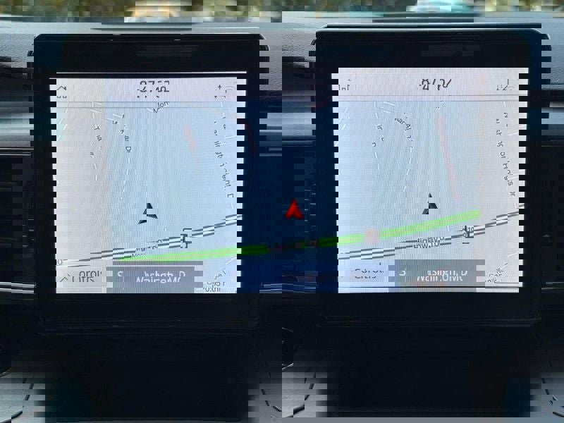 Used 2021 Ford Explorer XLT w/ Equipment Group 202A image 23