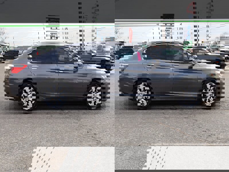 Used 2013 Honda Accord EX-L image 2