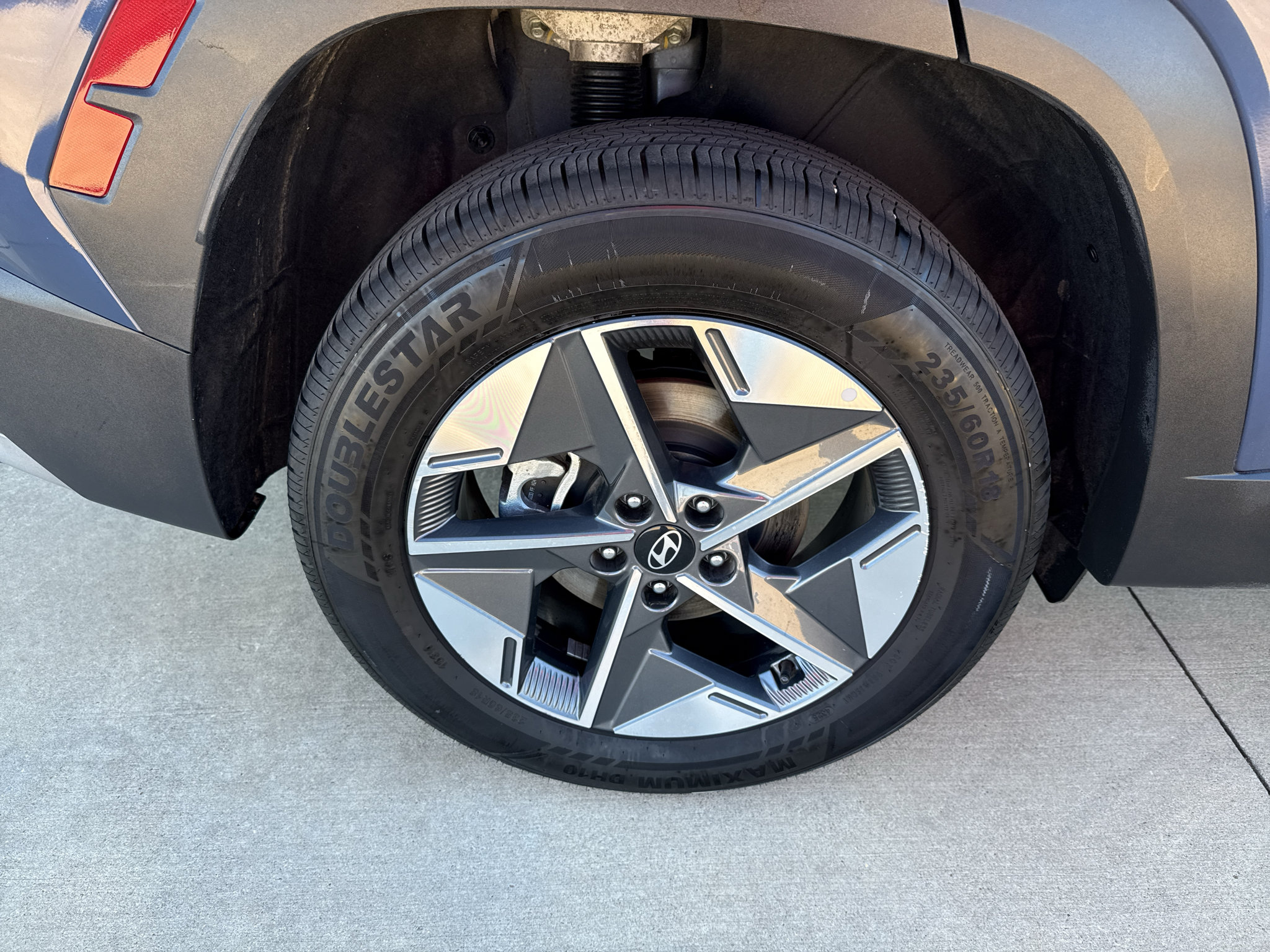 Used 2025 Hyundai Tucson SEL AWD/4WD image 17