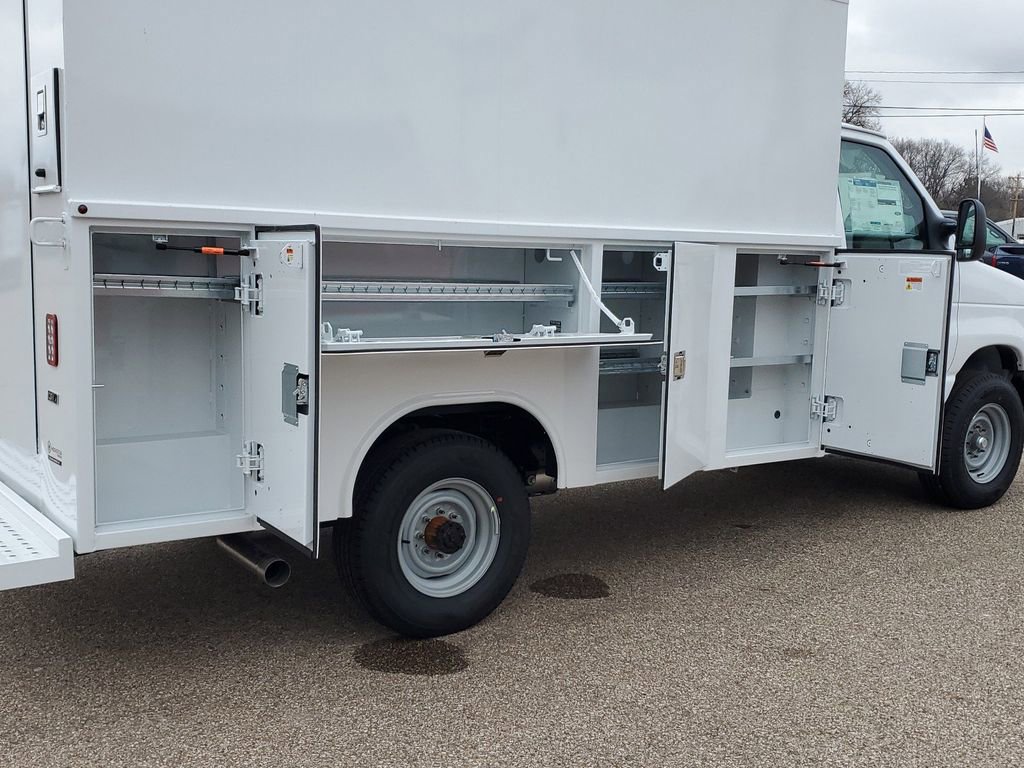 New 2025 Ford E-350 and Econoline 350 Super Duty w/ Power Equipment Group image 7