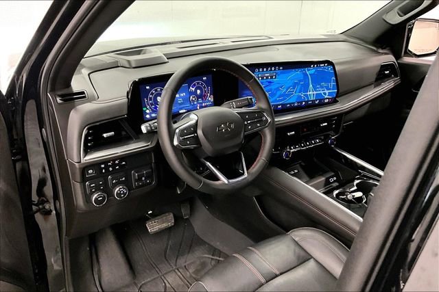 Used 2025 Chevrolet Tahoe RST w/ Comfort Package AWD/4WD image 16